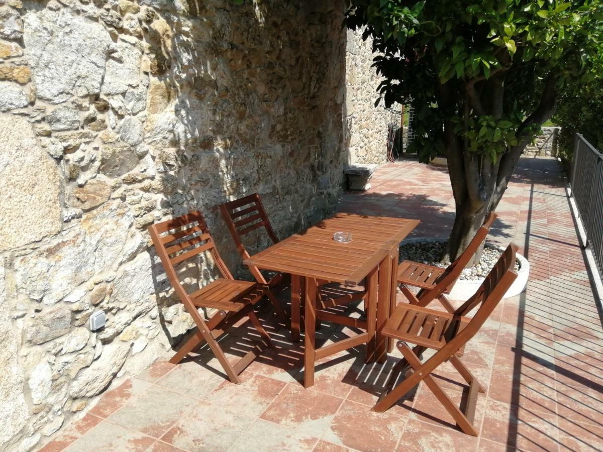 Maison d'hôtes O Cruceiro à Valmaior Extérieur photo